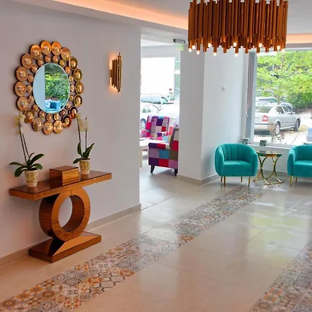 Hotel Spring