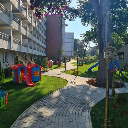 Hotel Spring