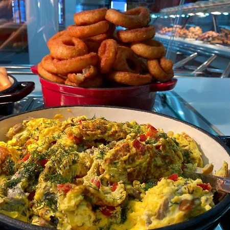 מלון Spring נפטון